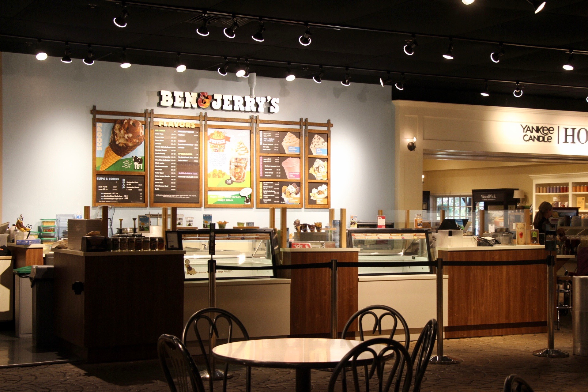 'The Scenter of the Universe' A look inside Yankee Candle Village