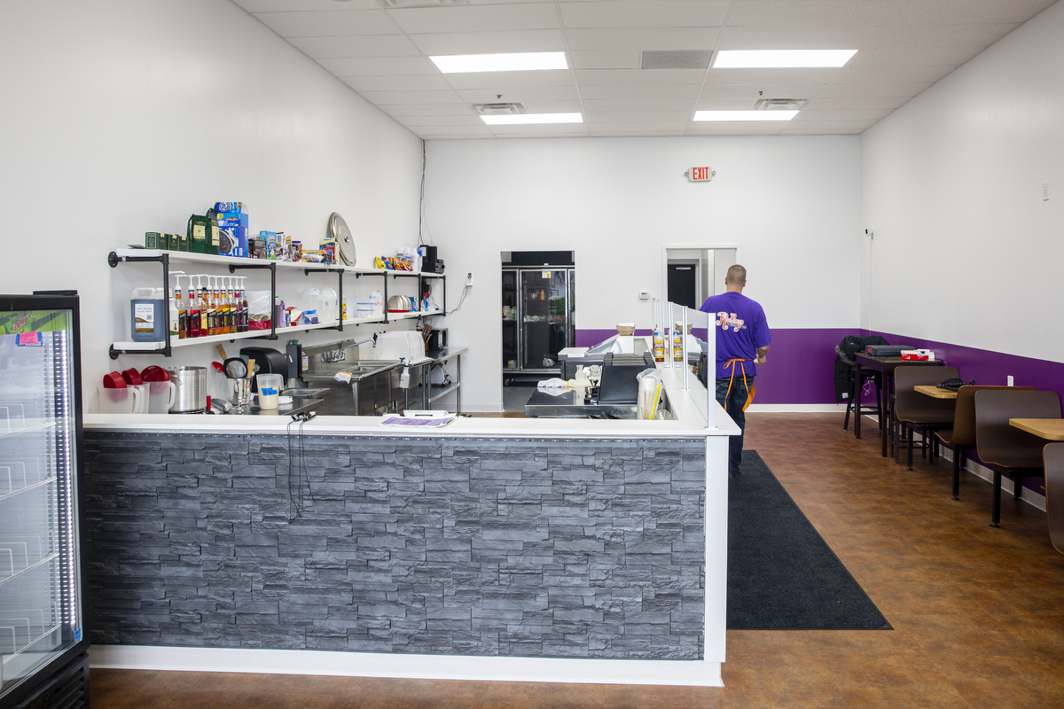 Rolled up ice cream shop comes to Kalamazoo