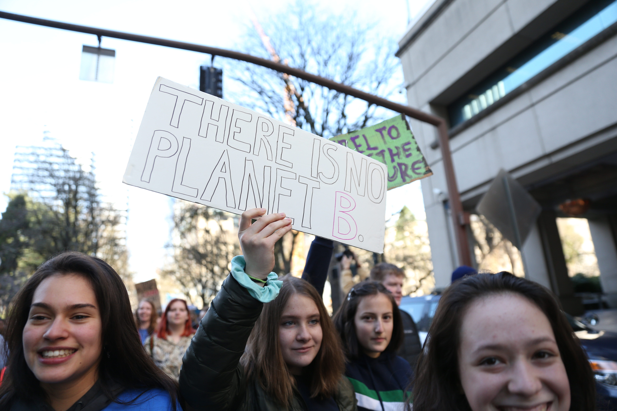 Students across Portland rally to fight climate change - oregonlive.com