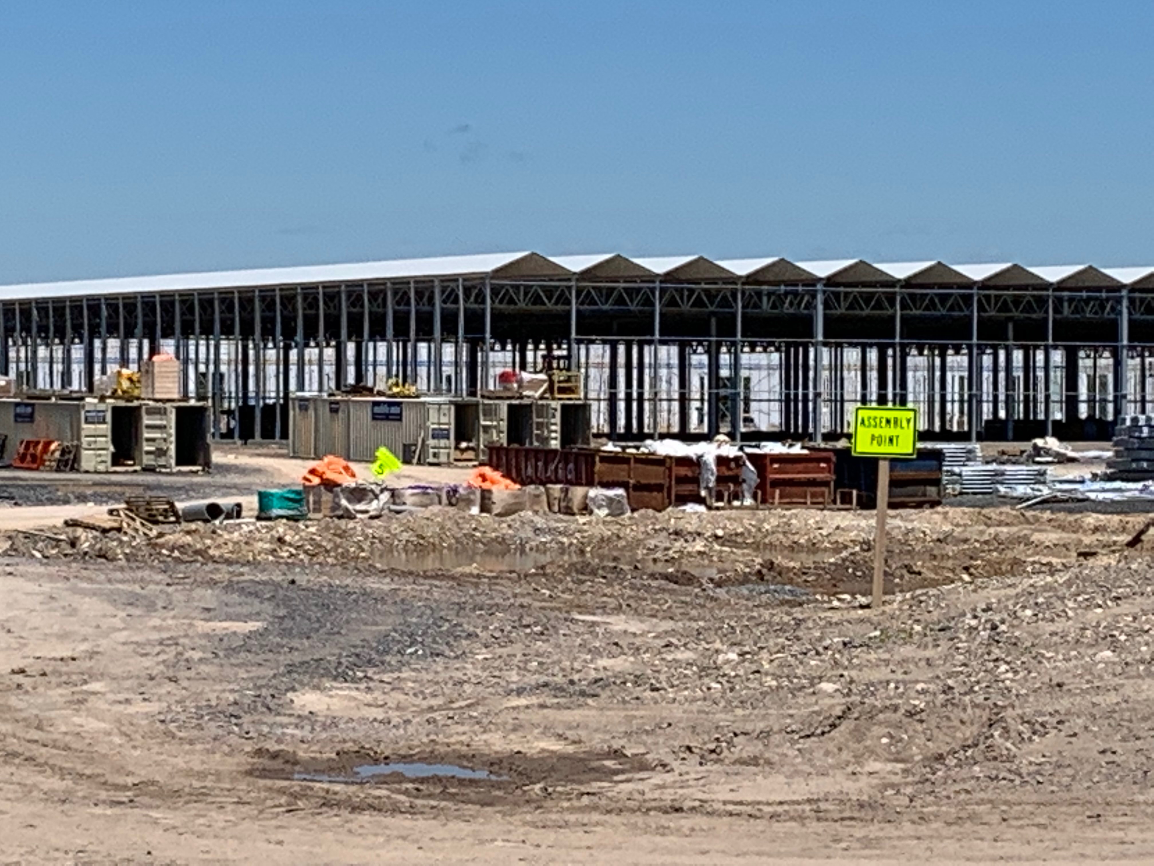 Huge greenhouse project under construction in Oneida