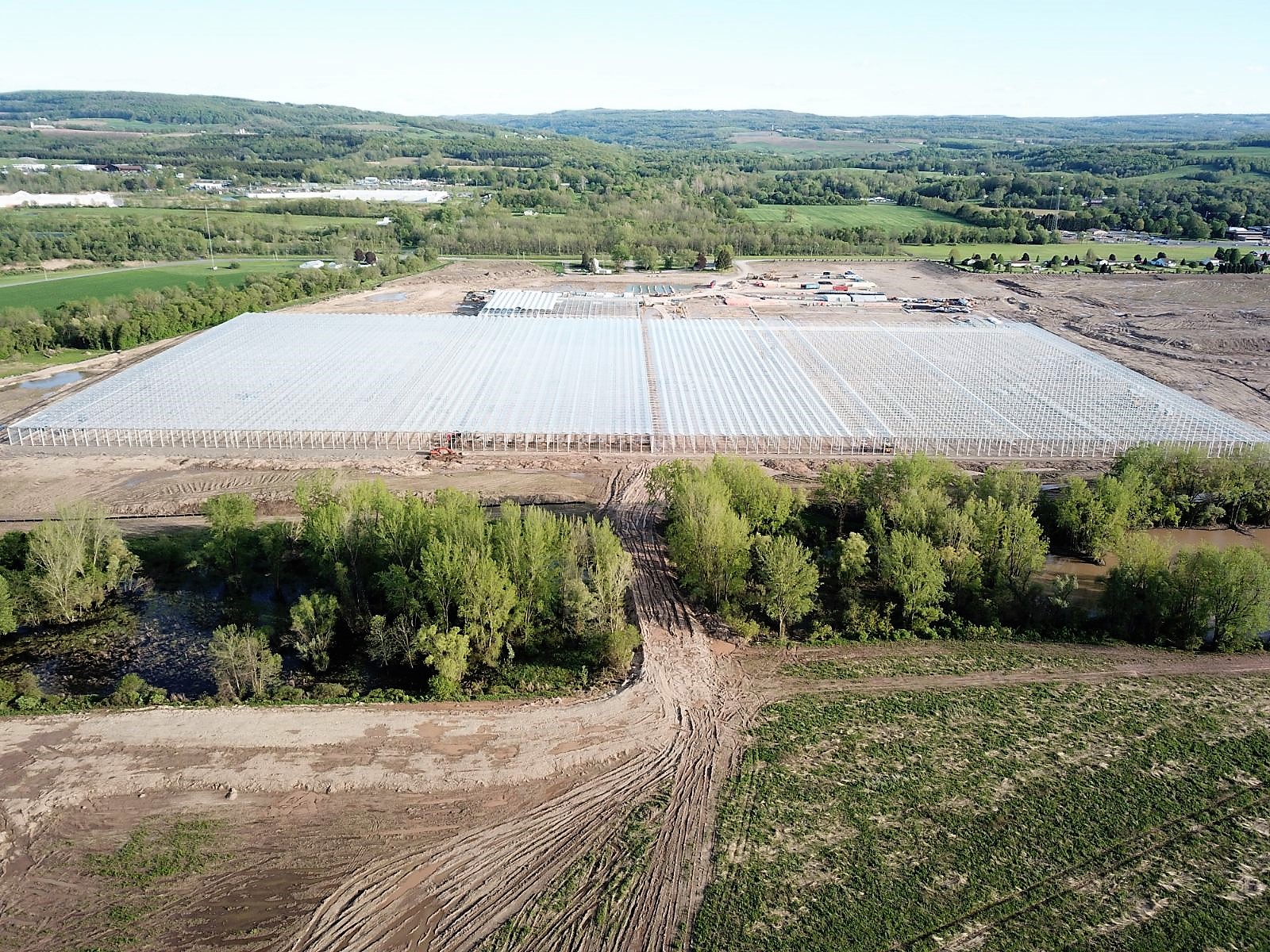 Huge greenhouse project under construction in Oneida