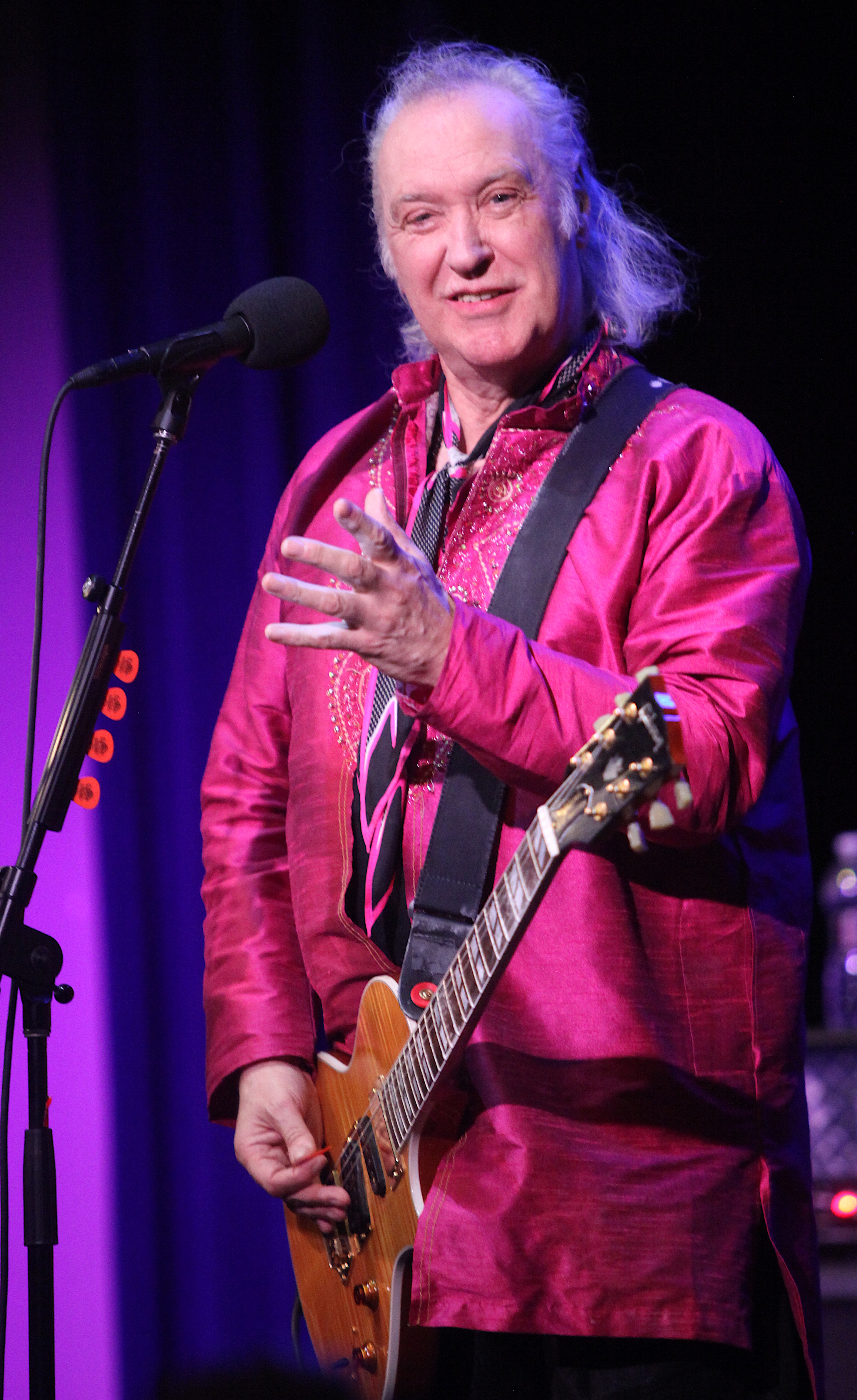 Dave Davies of the Kinks brings solo show to Music Box Supper Club ...