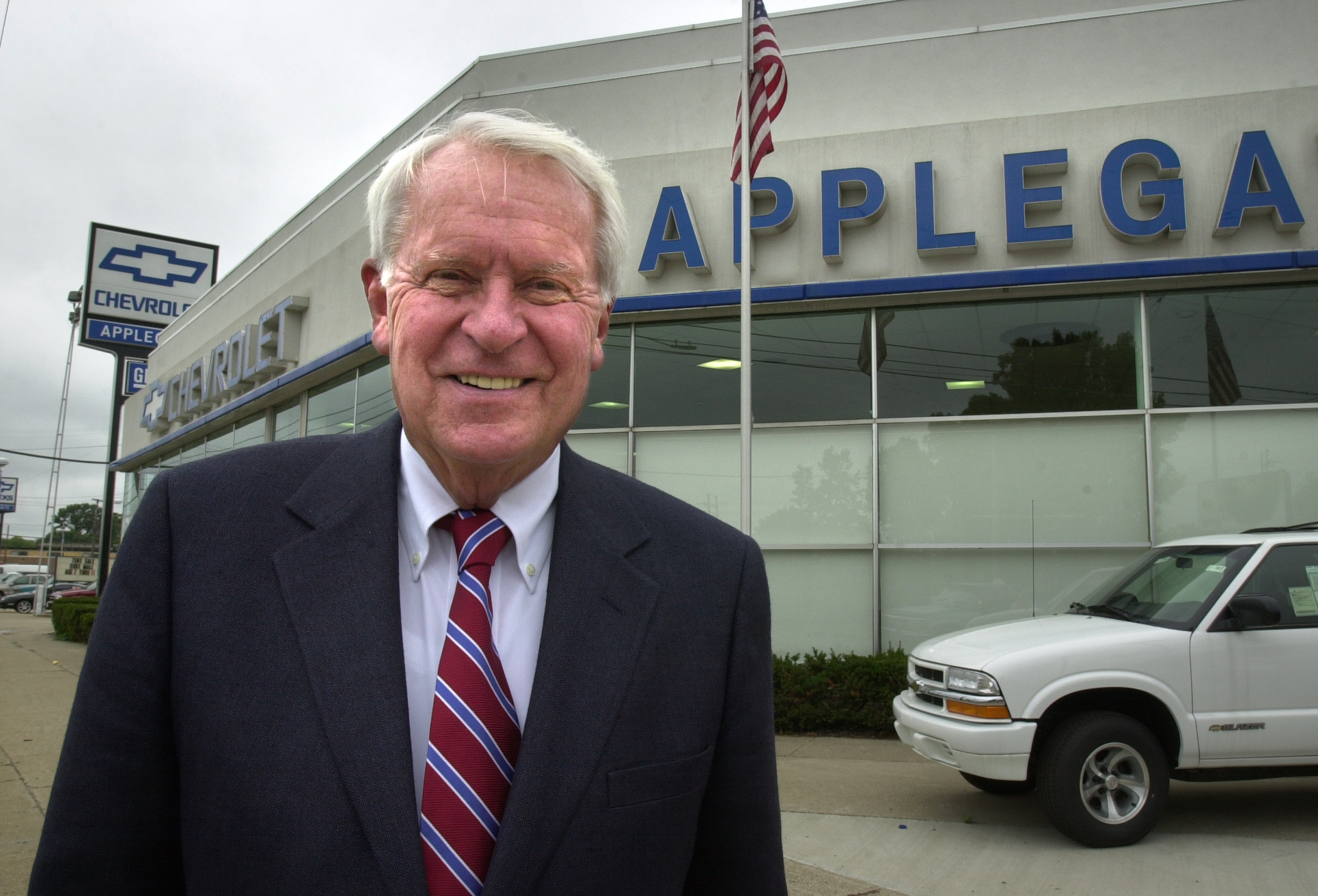 Longtime Flint automotive dealer James Applegate dies - mlive.com