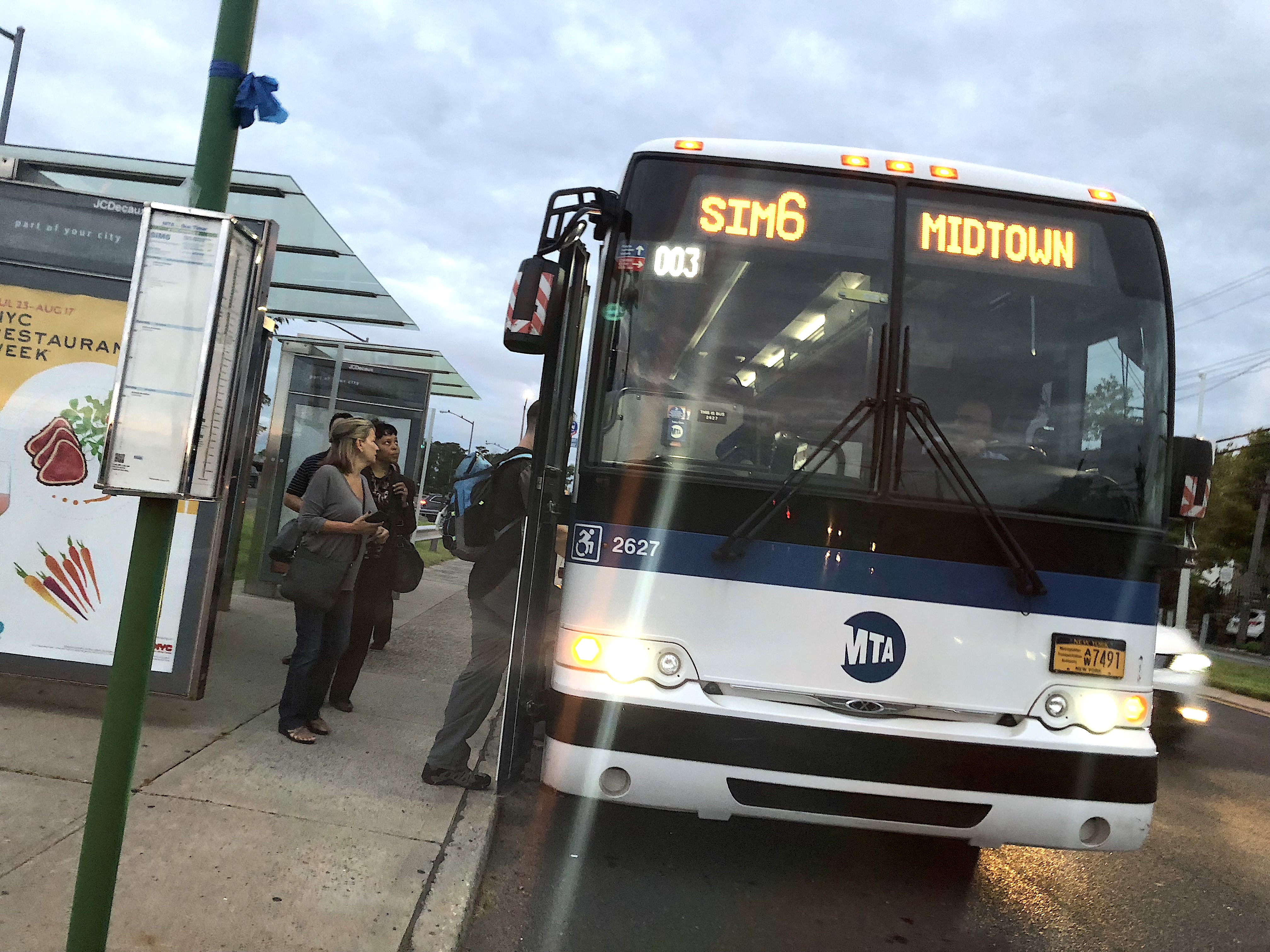 Staten Island express bus and MTA drivers to be extended $500K coronavirus  death benefit - silive.com