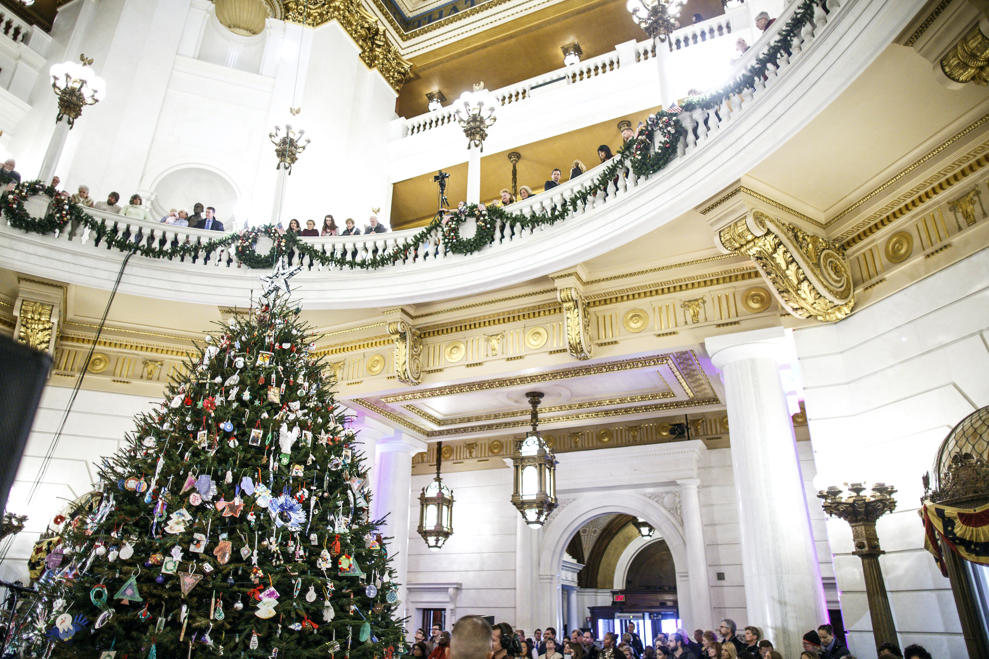 Harrisburg Capitol Christmas Lighting 2022 Christmas Tree Lighting At The Pennsylvania Capitol: Photos - Pennlive.com