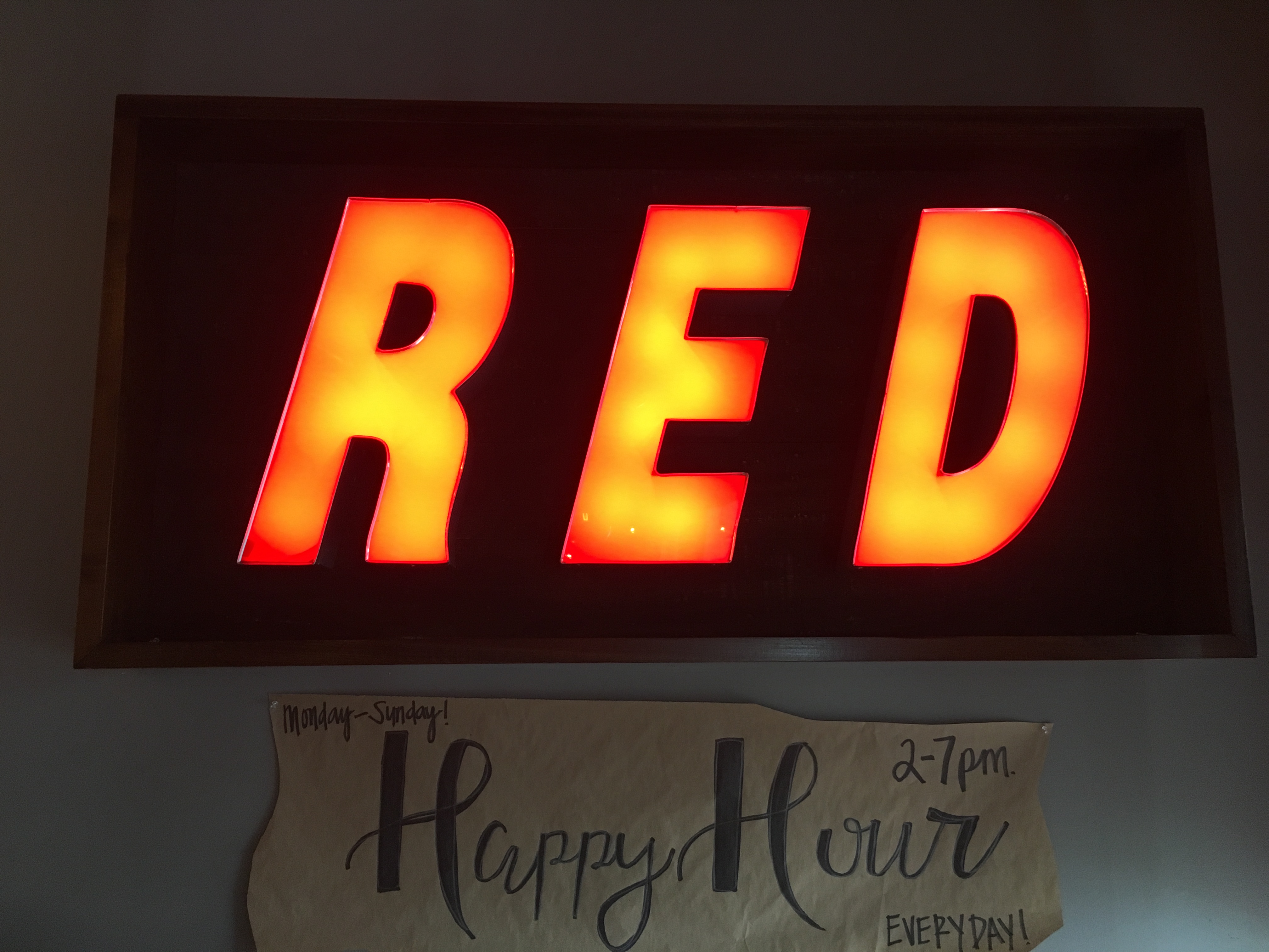 Red Lantern Kitchen & Bar