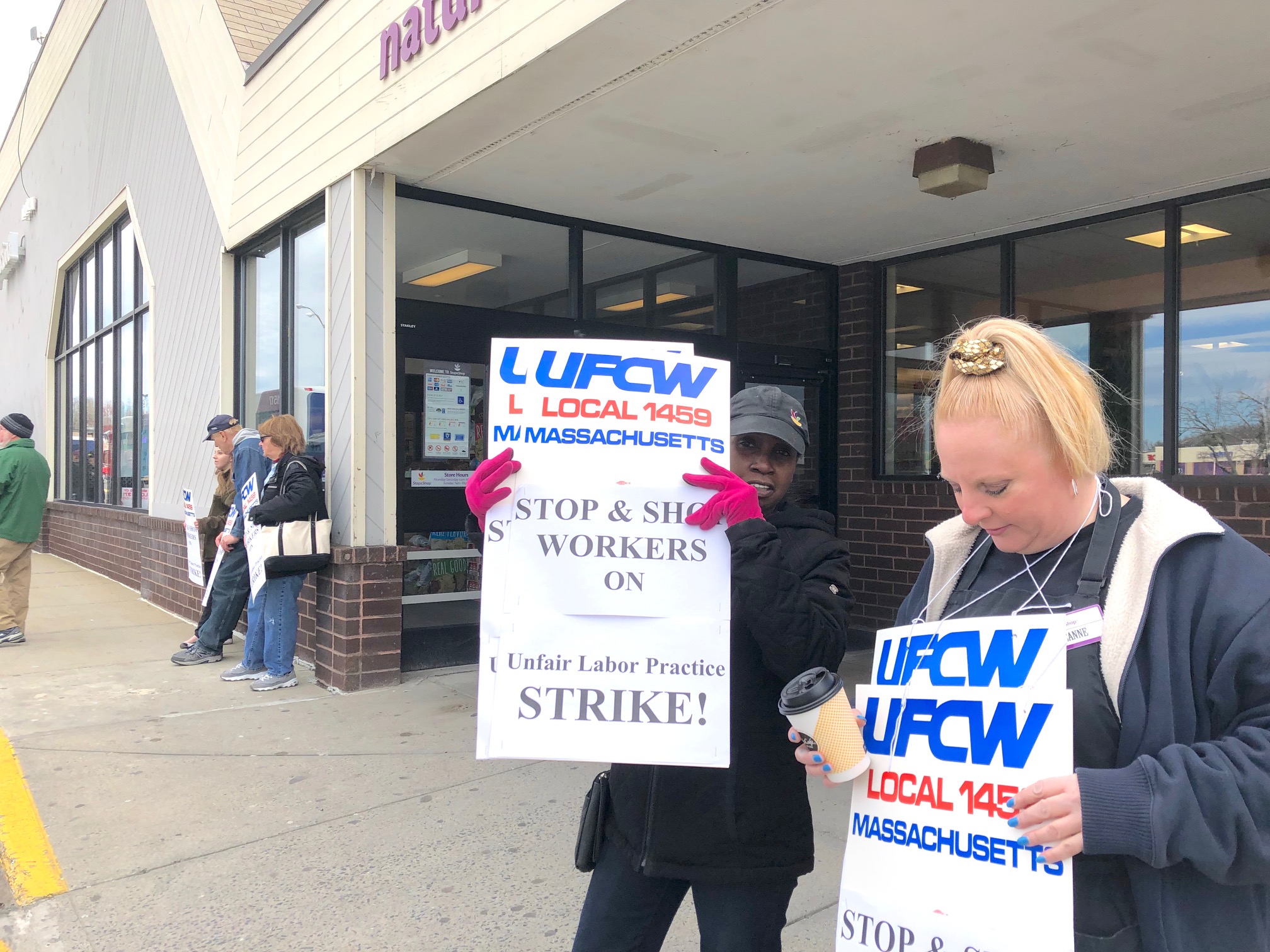 Stop & Shop unions go on strike