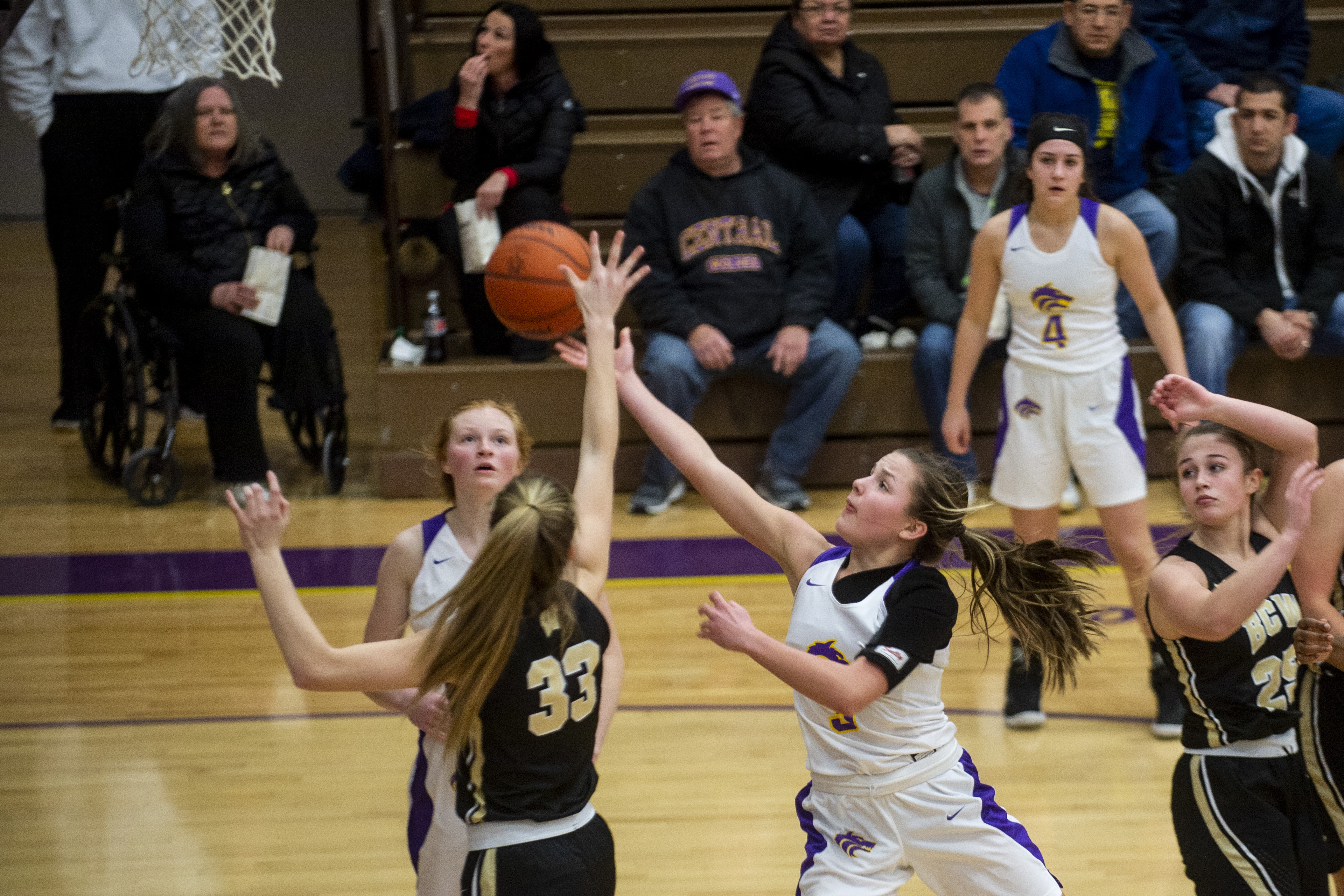 Bay City Western girls basketball defeats Bay City Central - mlive.com