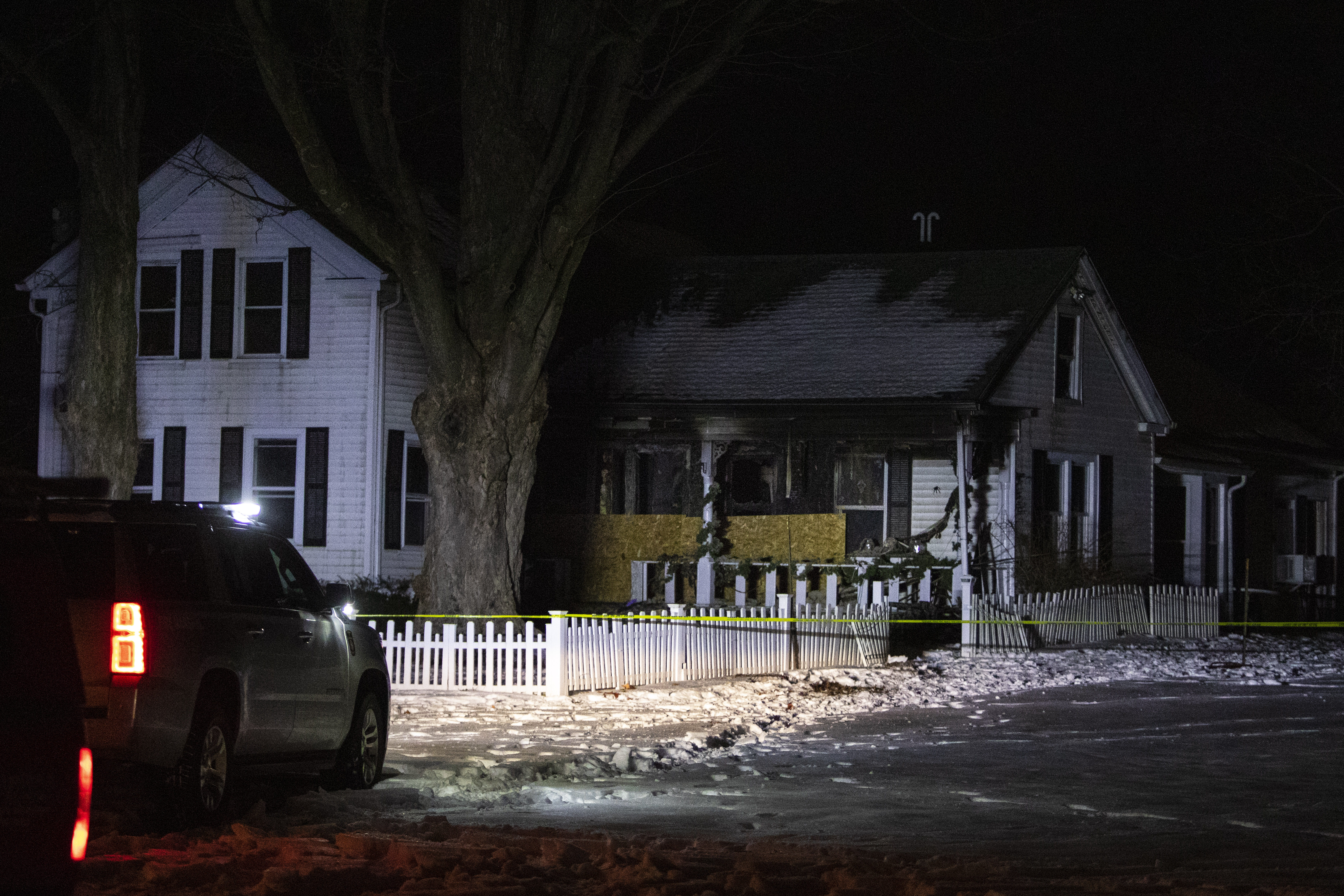 One dead in fatal house fire in Kalamazoo Township - mlive.com