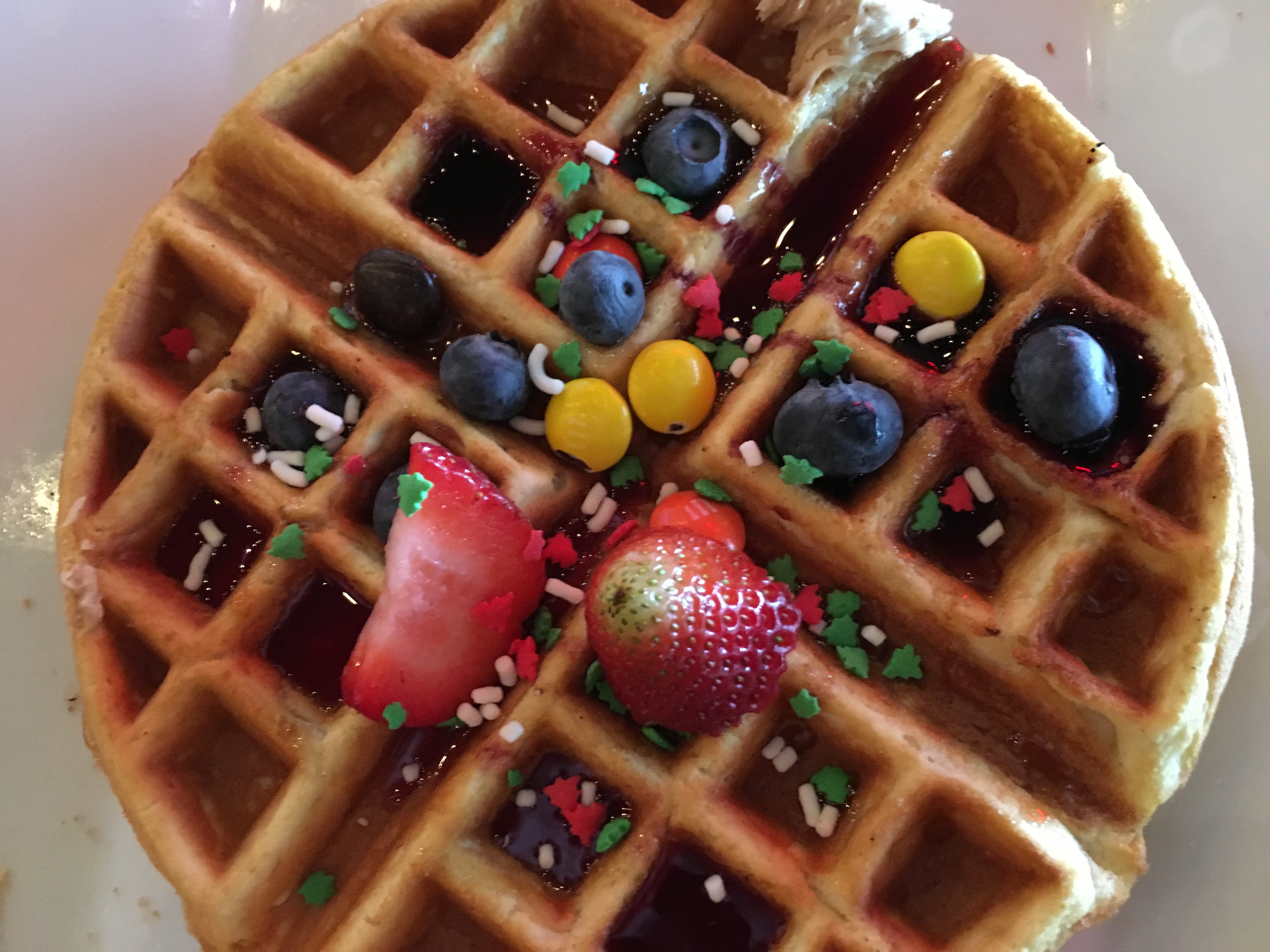 Red Lantern Kitchen & Bar