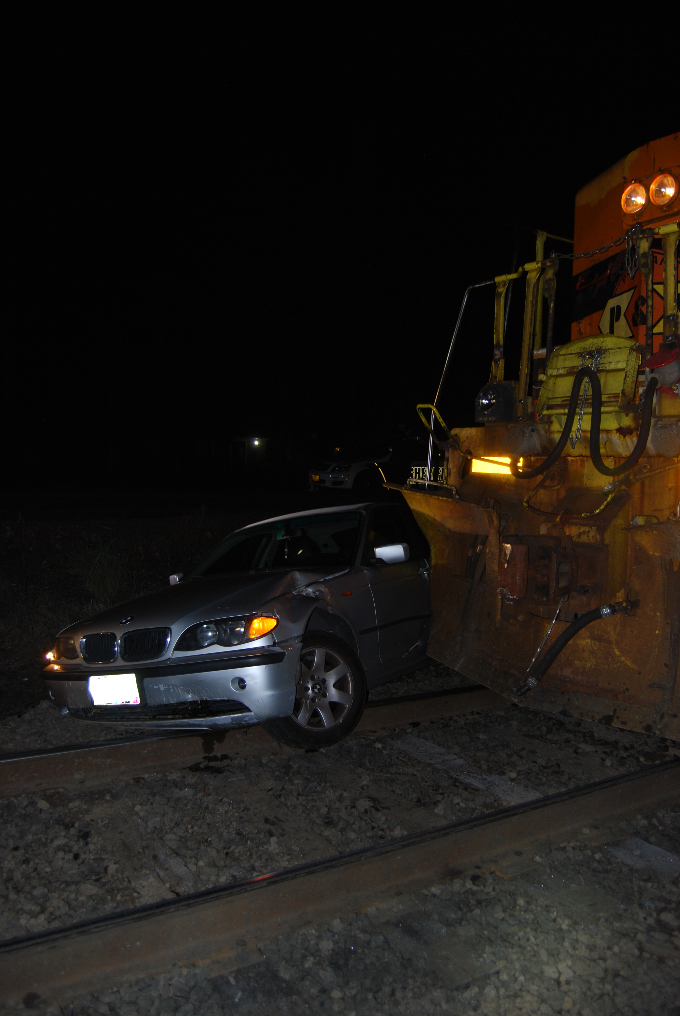 Deputies: Intoxicated driver blows through intersection, gets stuck on ...