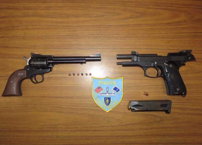 Springfield Police arrest 2 on gun charges - masslive.com