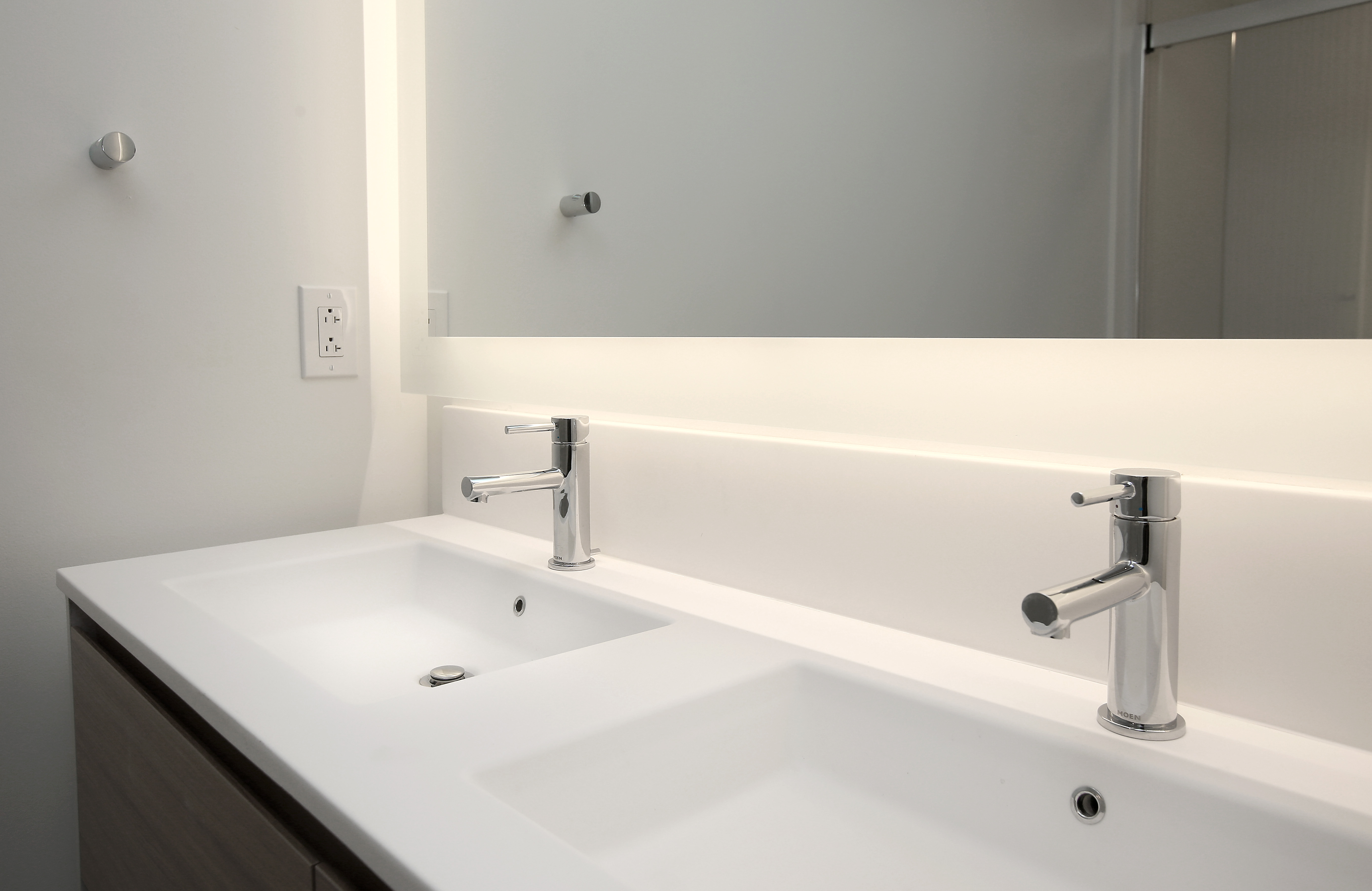 The Beacon is Cleveland's newest luxury high-rise apartment building ...