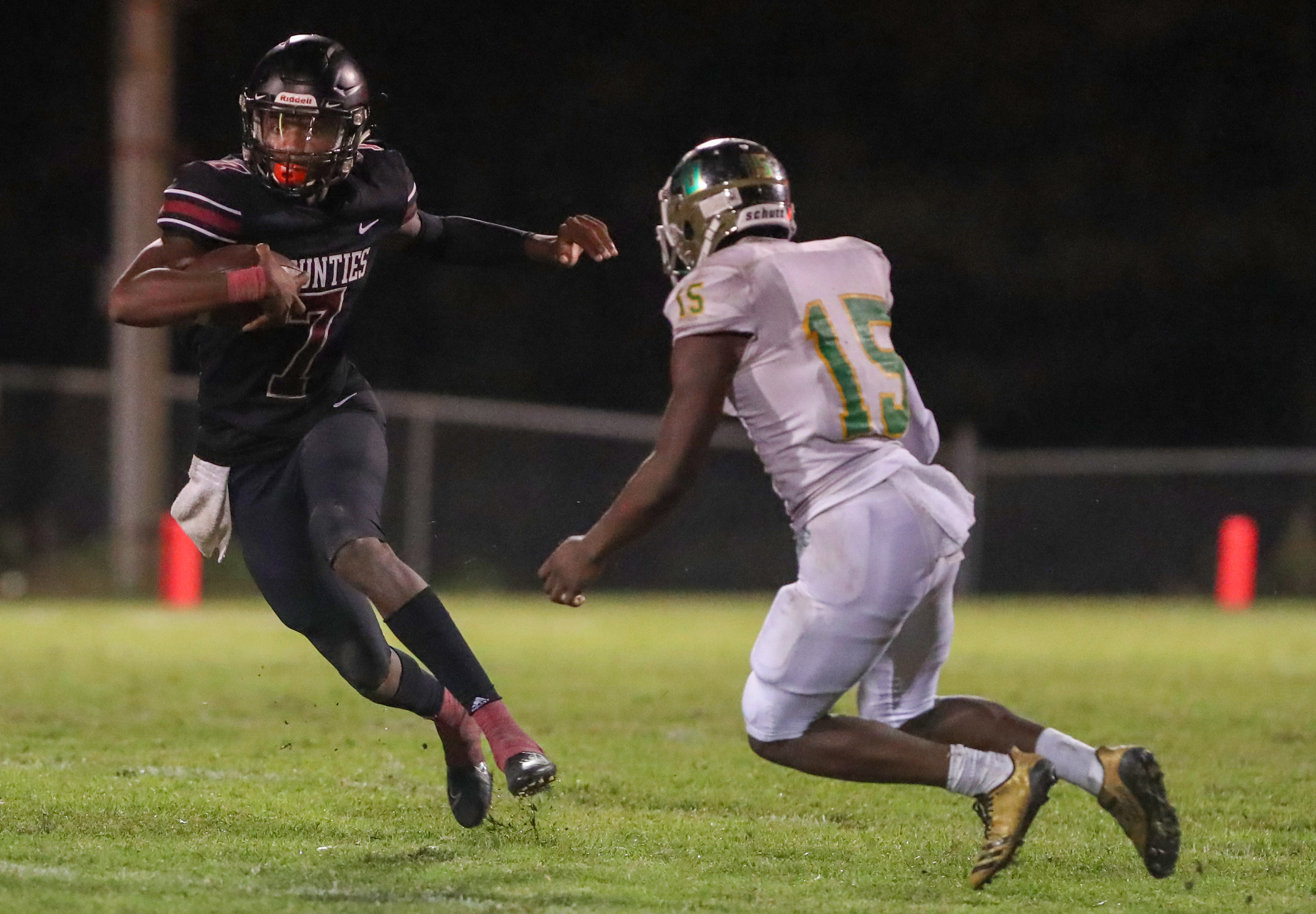 AL.com - Isaac Sims accounts for 3 TDs as Shades Valley beats Jackson-Olin image