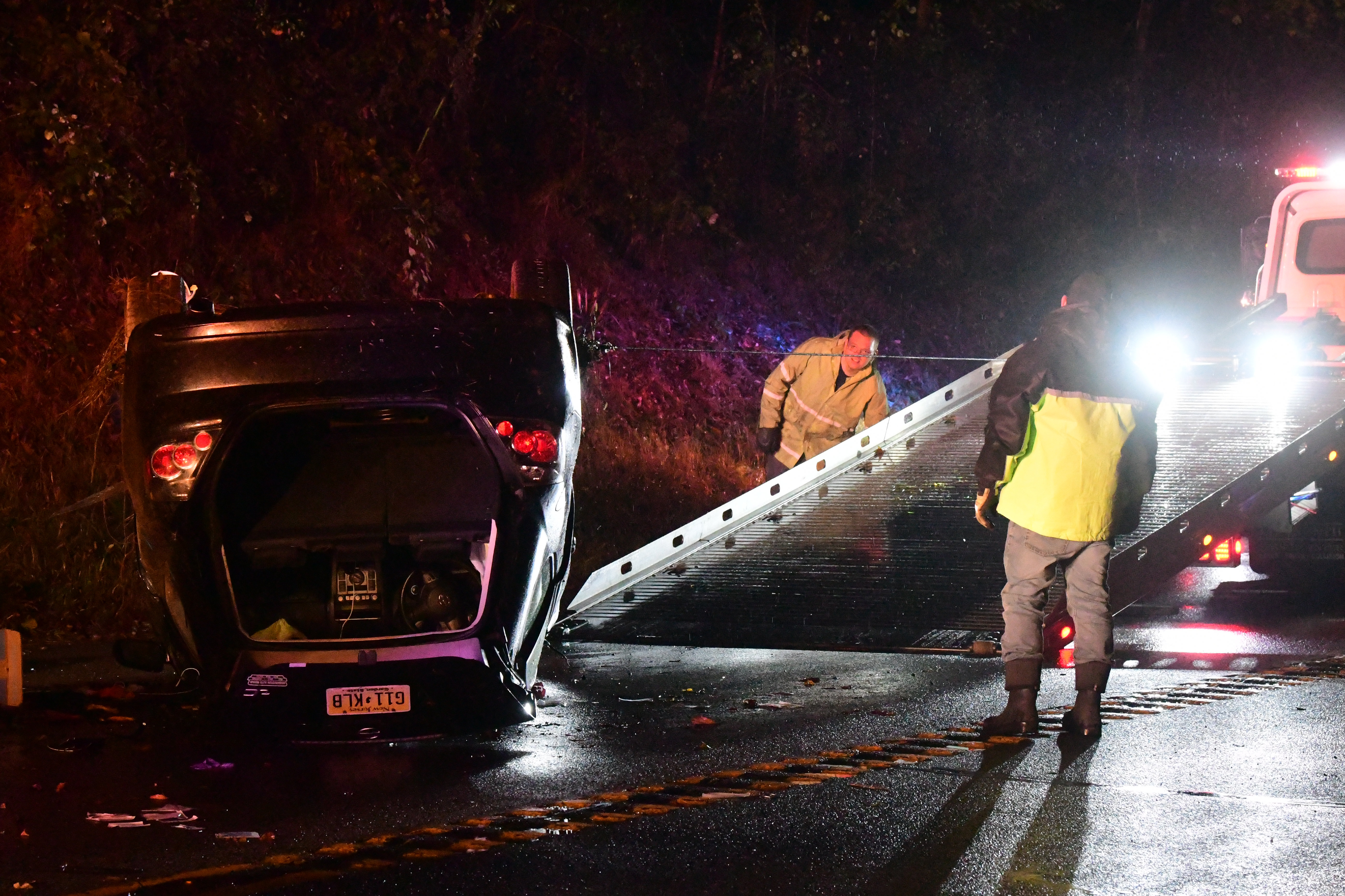 Driver injured in rollover crash that left car on its roof on Route 31 ...